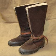 1941 Boots